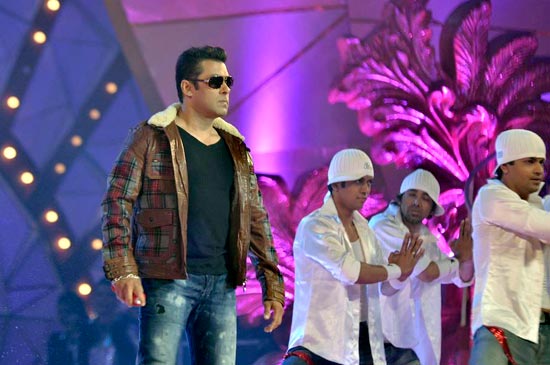 Salman Khan stardust Awards 2011